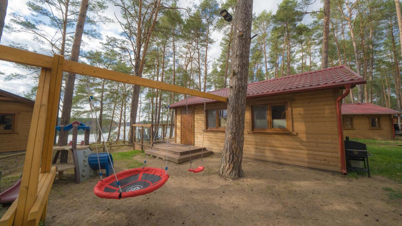 Sloneczny Domek Borsk Nr 2 I 15 - Nad Samym Jeziorem W Pierwszej Linii Exterior photo